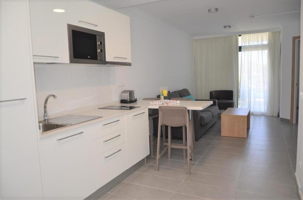 بلايا ديل إنغلز Apartamentos Walhalla المظهر الخارجي الصورة